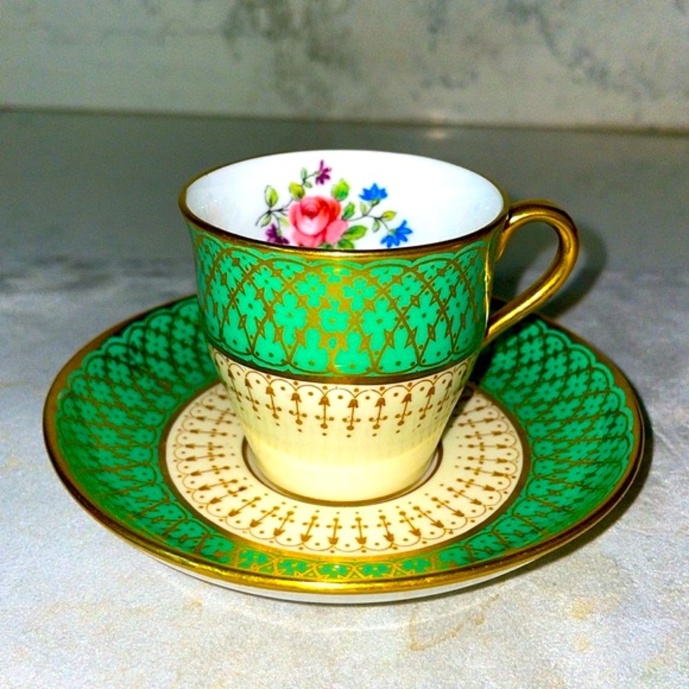 Aynsley Vintage Trellis Demitasse Cup & Saucer Fine English Bone China Like New